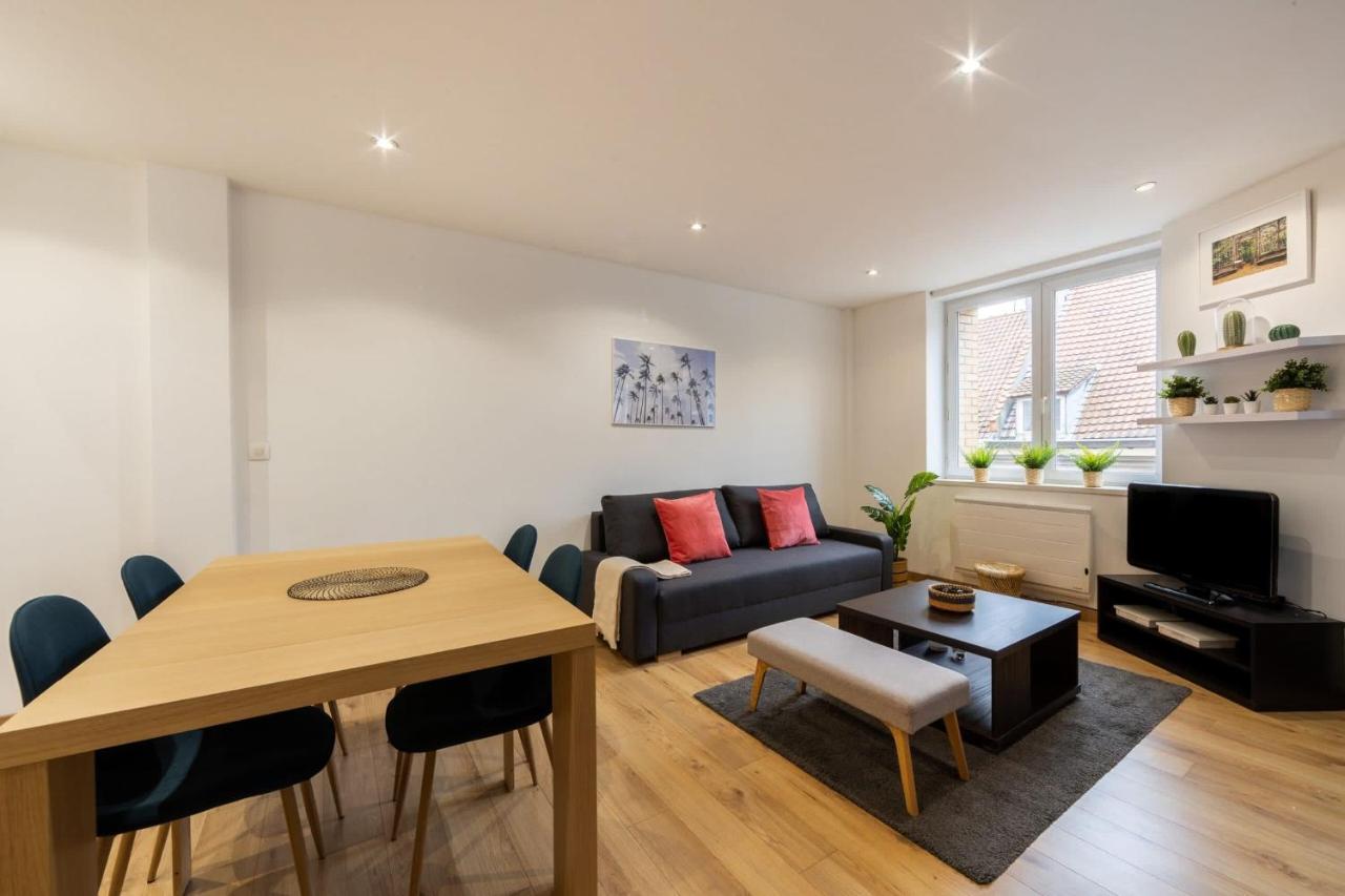 Old Town- Superb 2- 3Pers Apartment! Лілль Екстер'єр фото